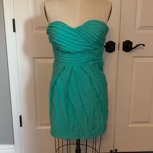✨5/$25 Bebe mint mini dress Size 0✨